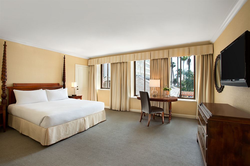 Fairmont Palisades Room
